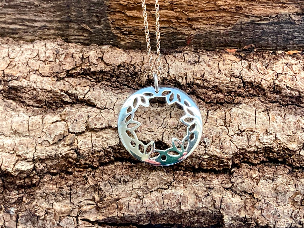 Sterling silver elliptic leaf ring necklace