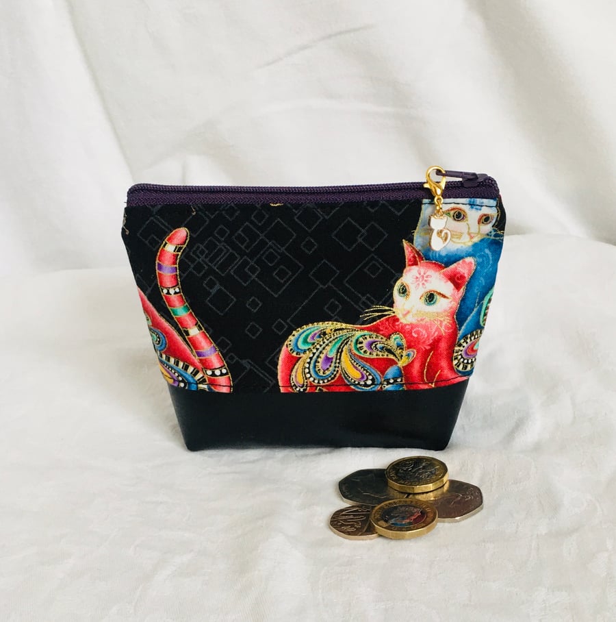 Small Zip Coin Purse, Zipped Coin Purse, Coin Pouch, Gift Ideas for Cat Lovers.