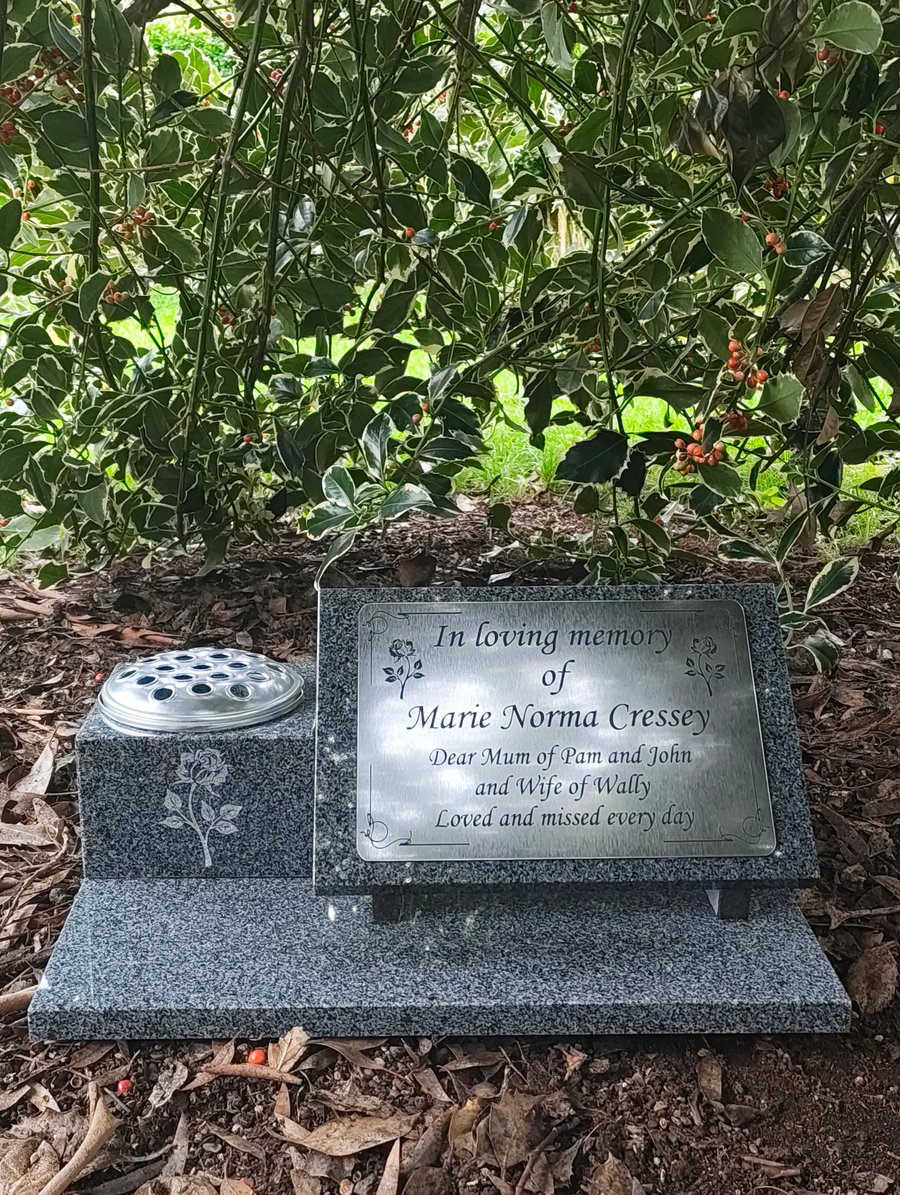 Personalised Memorial Stone Gravestone Granite Cemetery Headstone Grave Plaque