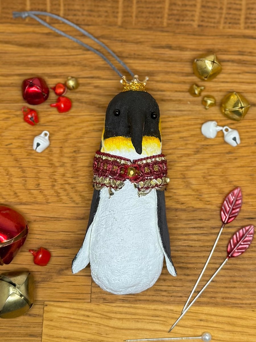 Spun Cotton Christmas Emperor Penguin Queen 2