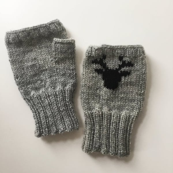 Grey Black Fingerless Mittens Gloves Scandinavian Nordic Fair isle Reindeer Deer