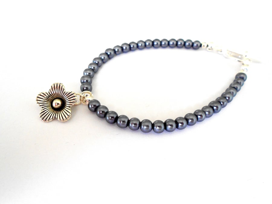 Hilltribe Silver flower bracelet