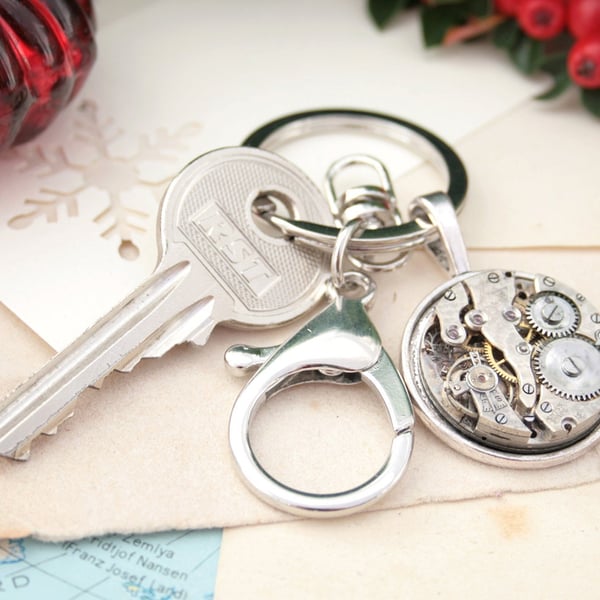 Keyring for Him – Geeky Watch Mechanism Keychain Bachelor Gift New Flat Gift