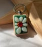 Glass daisy keyring  - Image 2