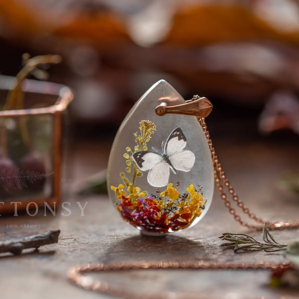 Autumn Butterfly Necklace Real Flower Necklace Gifts for Her Butterfly Garden Pr