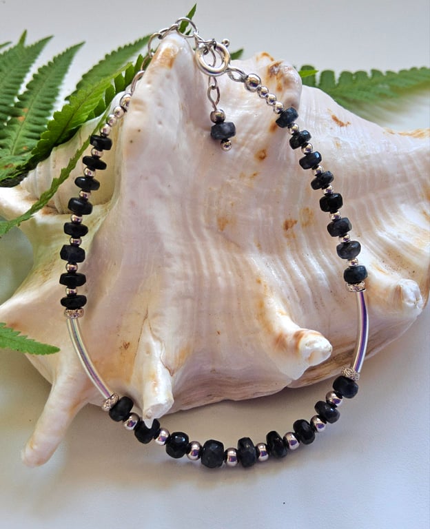 Ink Blue Sapphire Sterling Silver Brangle-Bracelet 