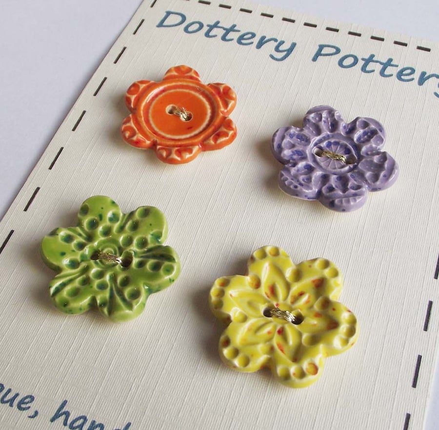 Set of four large flower ceramic buttons