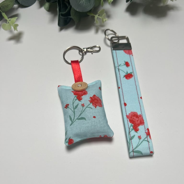 GIFT SET: Lavender Filled Key Ring & Wristlet Fob, Red Rose Floral