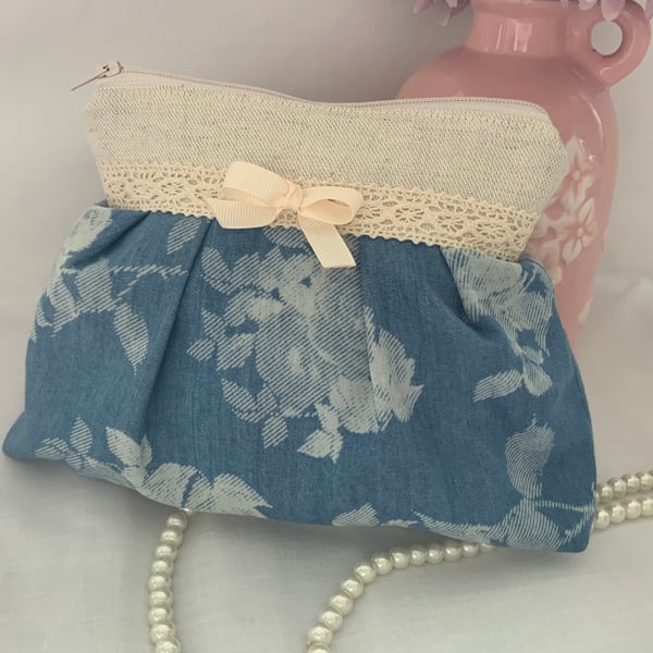 Pleated Cosmetic Bag, Zipped Purse, Make up Bag, Accessory Purse, Cosmetic Purse