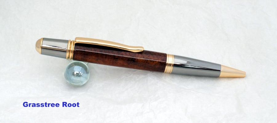 Australian Grasstree root pen