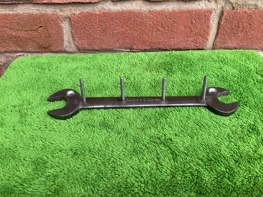 Key Rack, 4 Hooks, Upcycled Vintage Reform Spanner