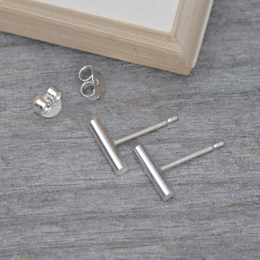 simple stick earring studs