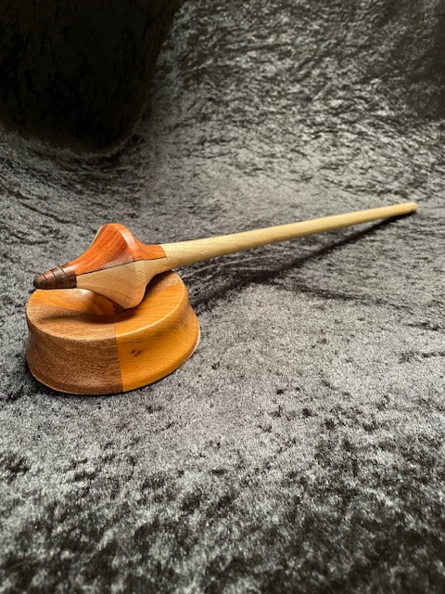 Supported spindle set