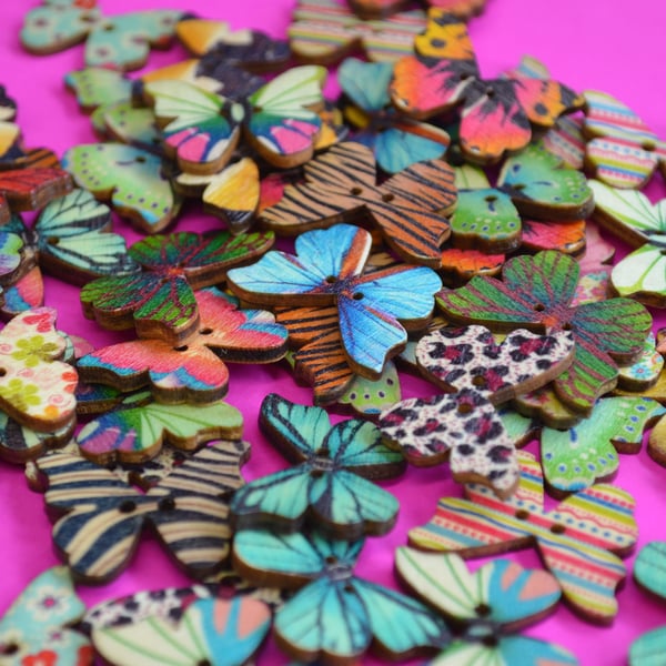 Wooden Butterfly Buttons Mixed 6pk 28x20mm (B18)