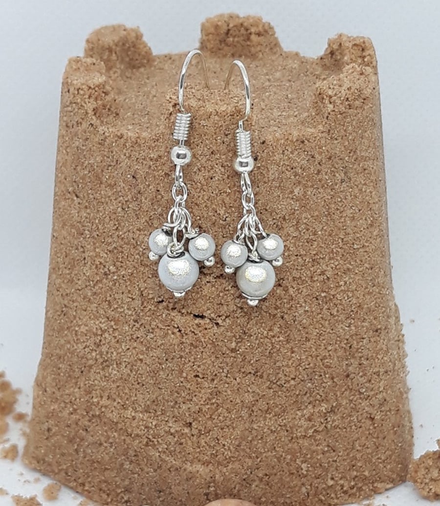 ER03 silver grey miracle bead drops