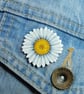 Daisy Brooch, Personalised Flower Pin, April Birth Flower, Handmade Gift - Image 3