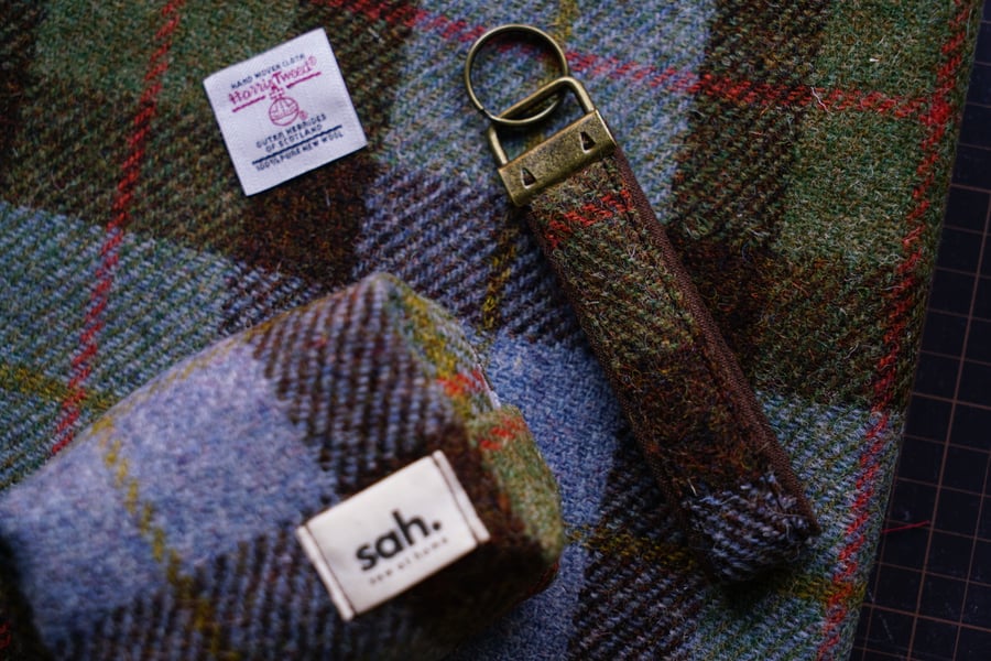 BrownTweed Key Ring, Handmade in Scotland,  Harris Tweed Fabric