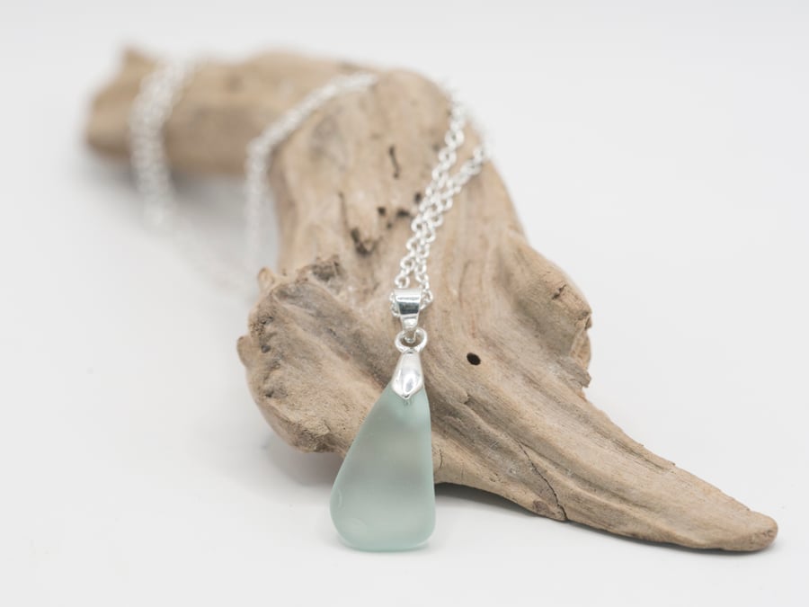 Aqua sea glass silver plated pendant necklace (18")