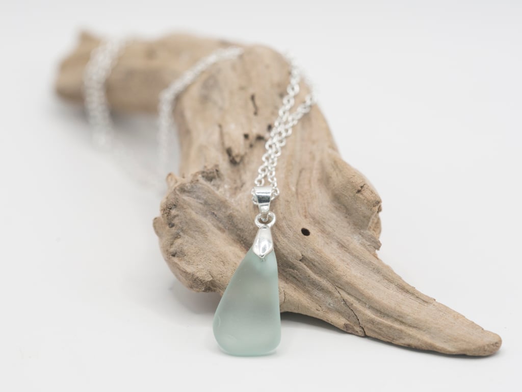 Aqua sea glass silver plated pendant necklace (18")