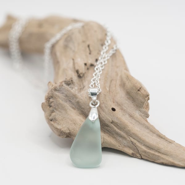 Aqua sea glass silver plated pendant necklace (18")