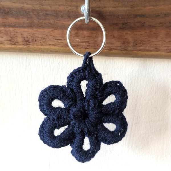 Crochet flower keyring - bagcharm - navy