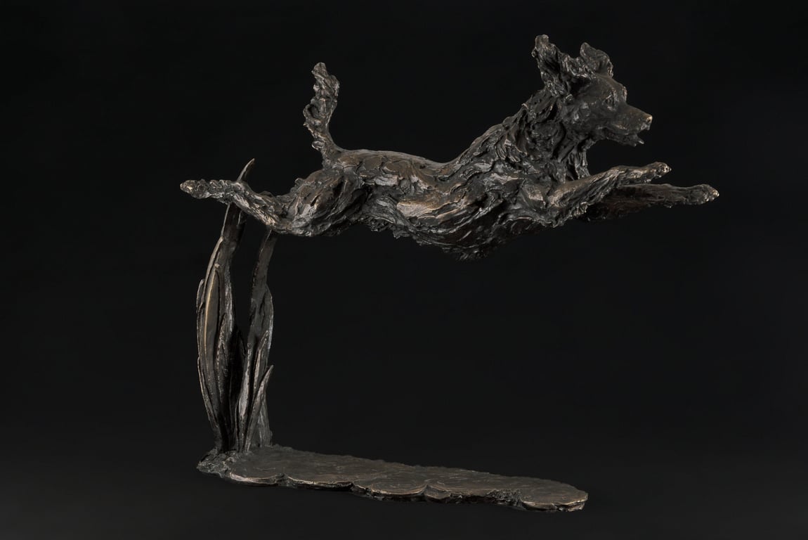 Foundry Bronze Undocked Leaping Spaniel Statue Bronze Metal Sculpture