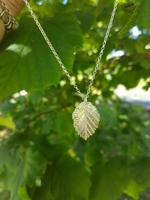 Hazel Leaf Necklace small