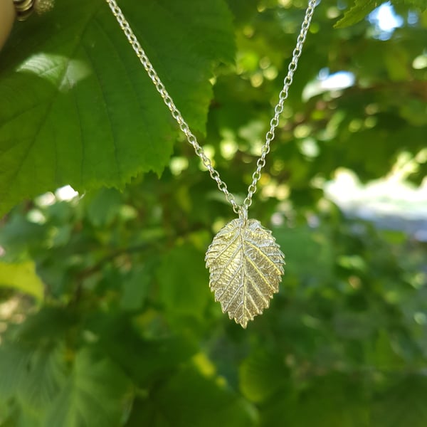 Hazel Leaf Necklace small