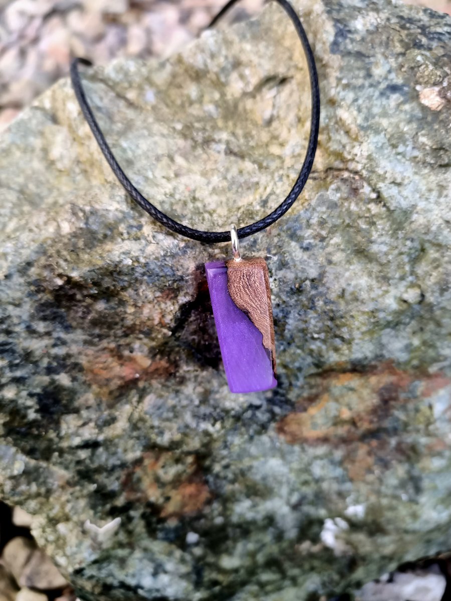 Wood and resin purple pendant necklace