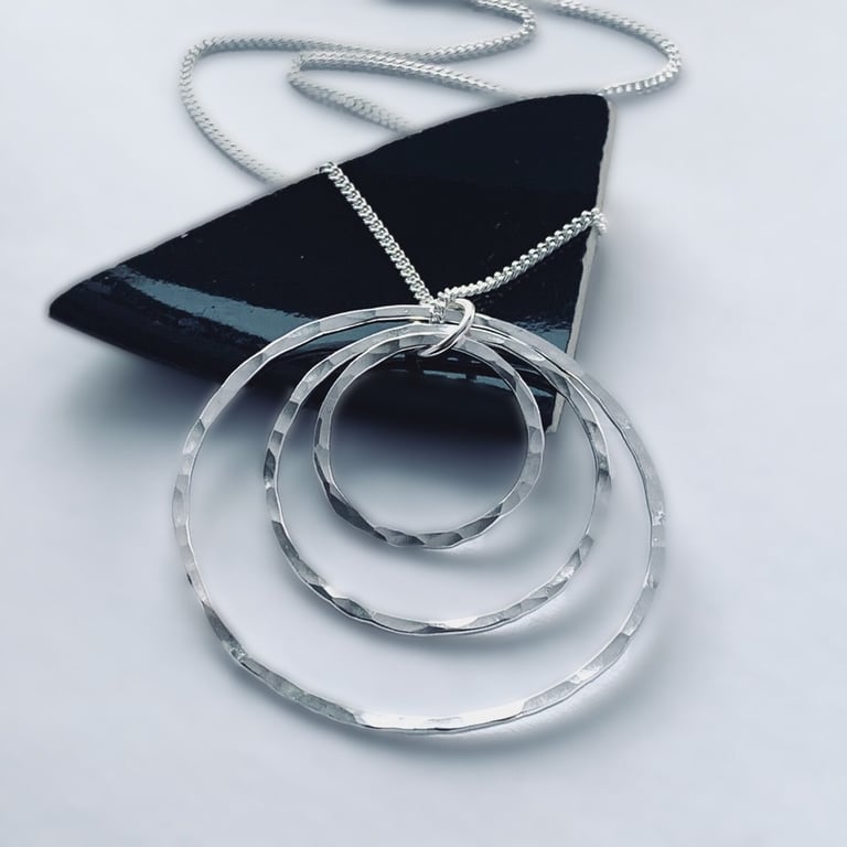 STERLING SILVER Trinity Hoop pendant