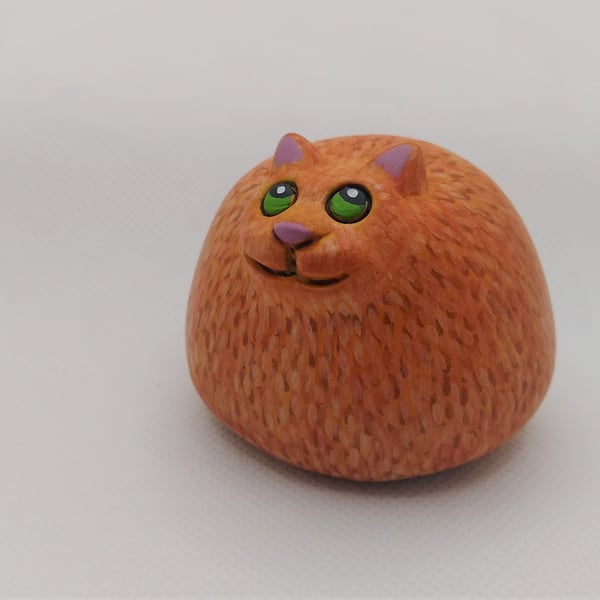 Cute Cat Sculpture 