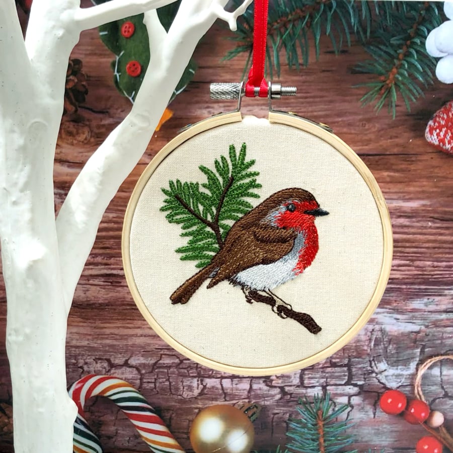 Christmas Robin Embroidered Hoop
