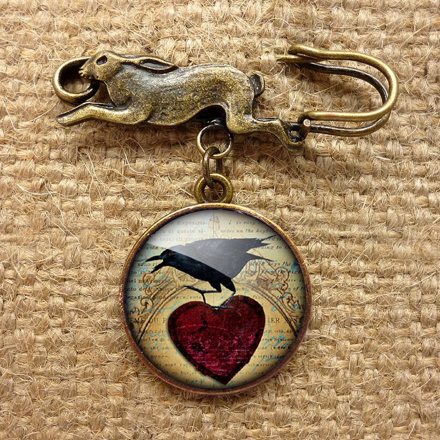 Raven and Red Heart No.1 Hare Pin Brooch (RR06)