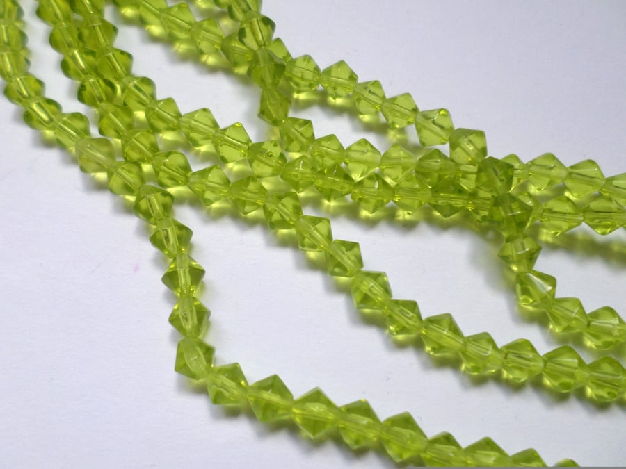 300 x Glass Beads - Bicone - 5mm - Bright Green 