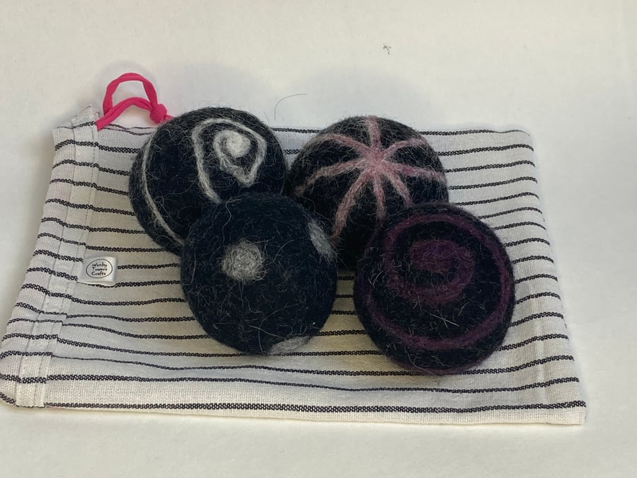 Wool tumble dryer balls. Energy saving and plastic free. Spots and spirals