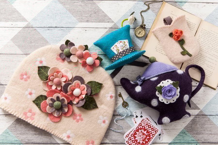 Felt Wonderland Feltmaking techniques and 12 fantasy-inspired projects