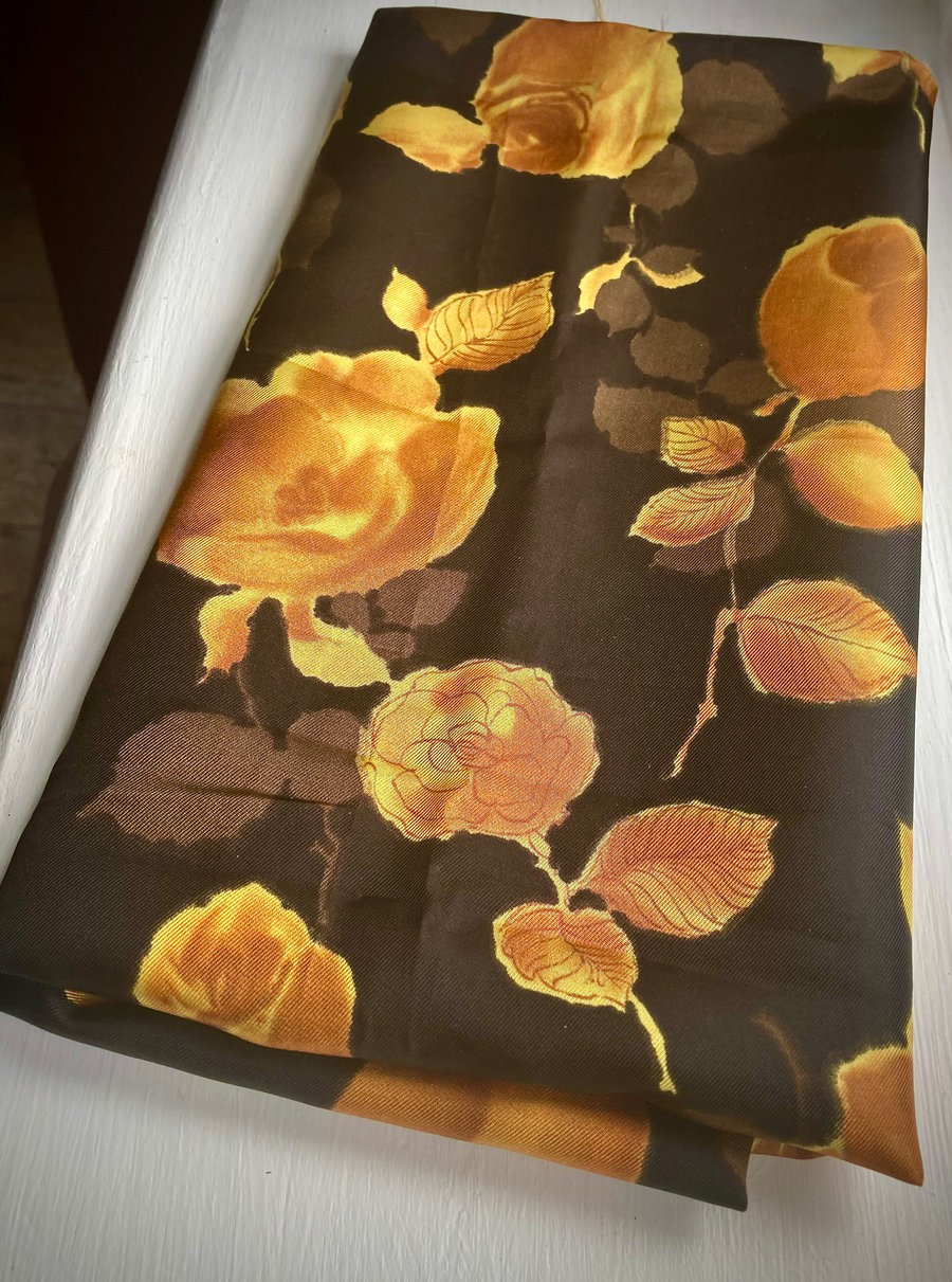 Vintage Yellow Rose Lining Fabric 1.13 m