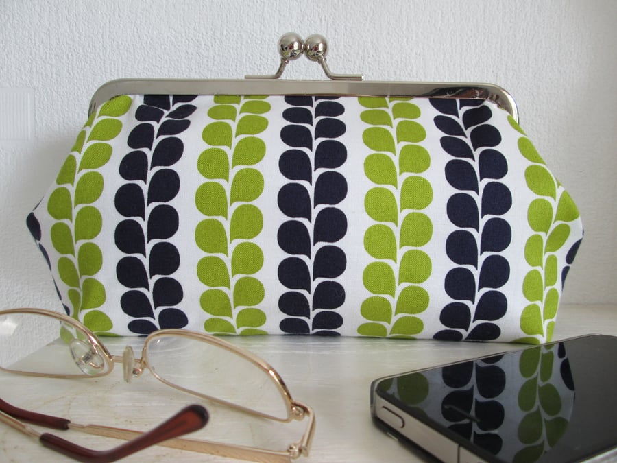  Clutch Bag 