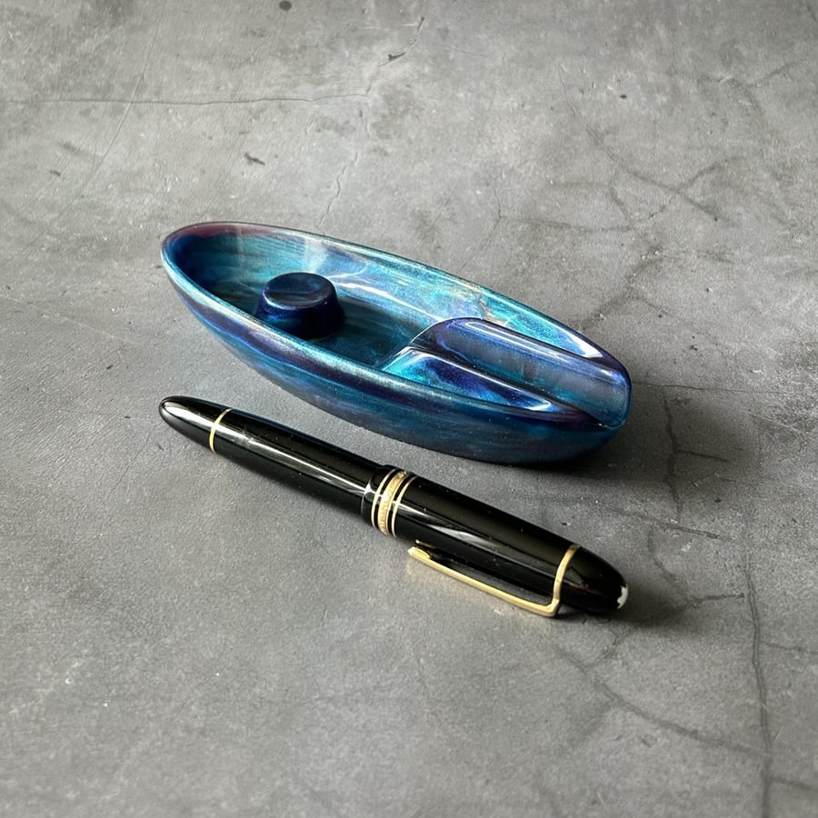 Resin Pen Holder - Blue Desk Pen Rest Organiser