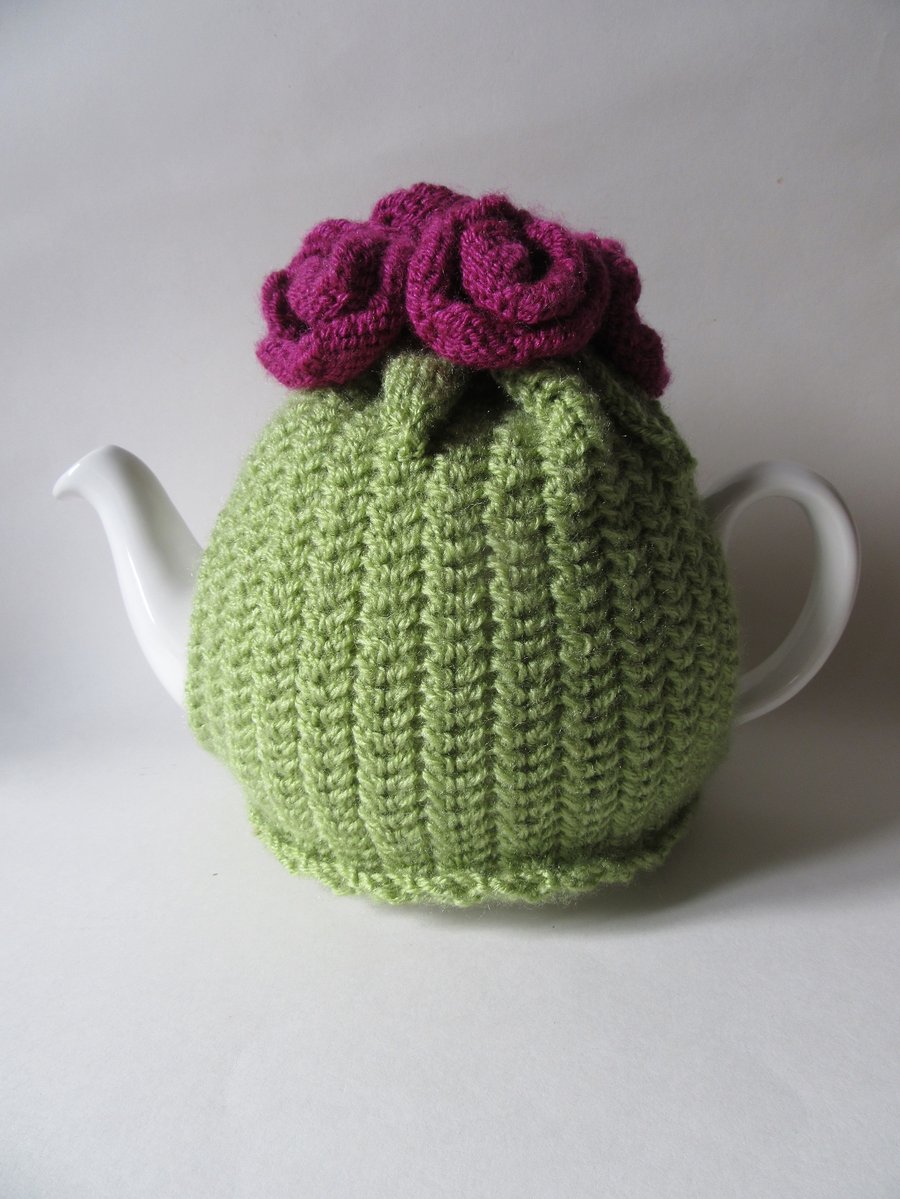 Tea cosy Tea cosie - lime green with roses