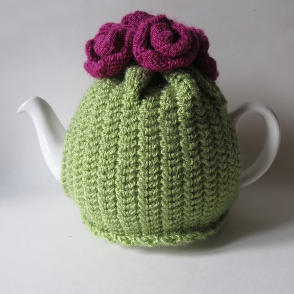 Tea cosy Tea cosie - lime green with roses