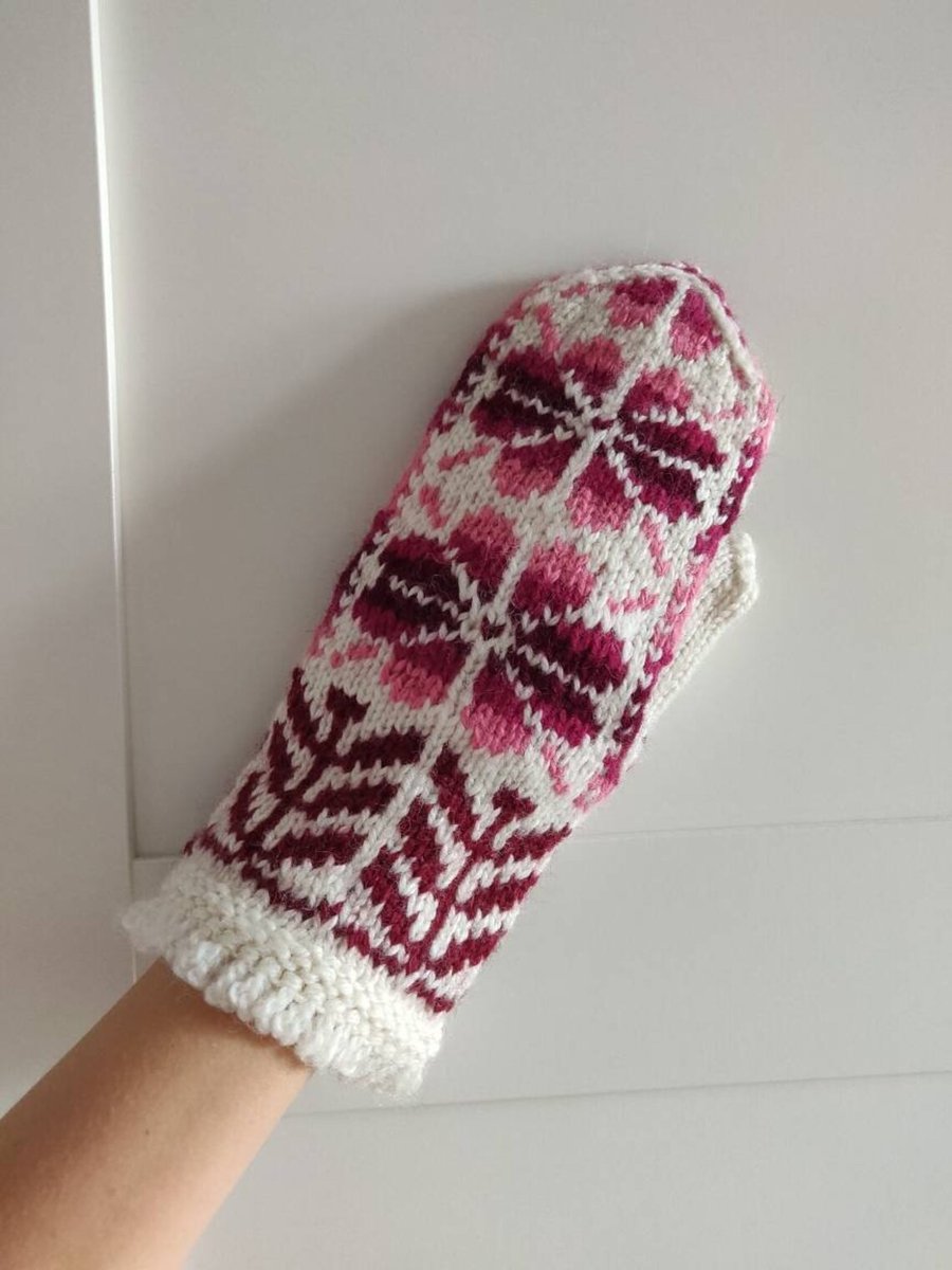 Hand knitted pink white wool fairisle traditional mittens winter norwegian