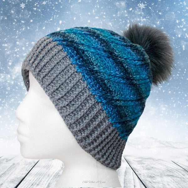 Crochet hat, beanie. Blue and grey ombre ladies swirl pom pom hat. Ladies hat.