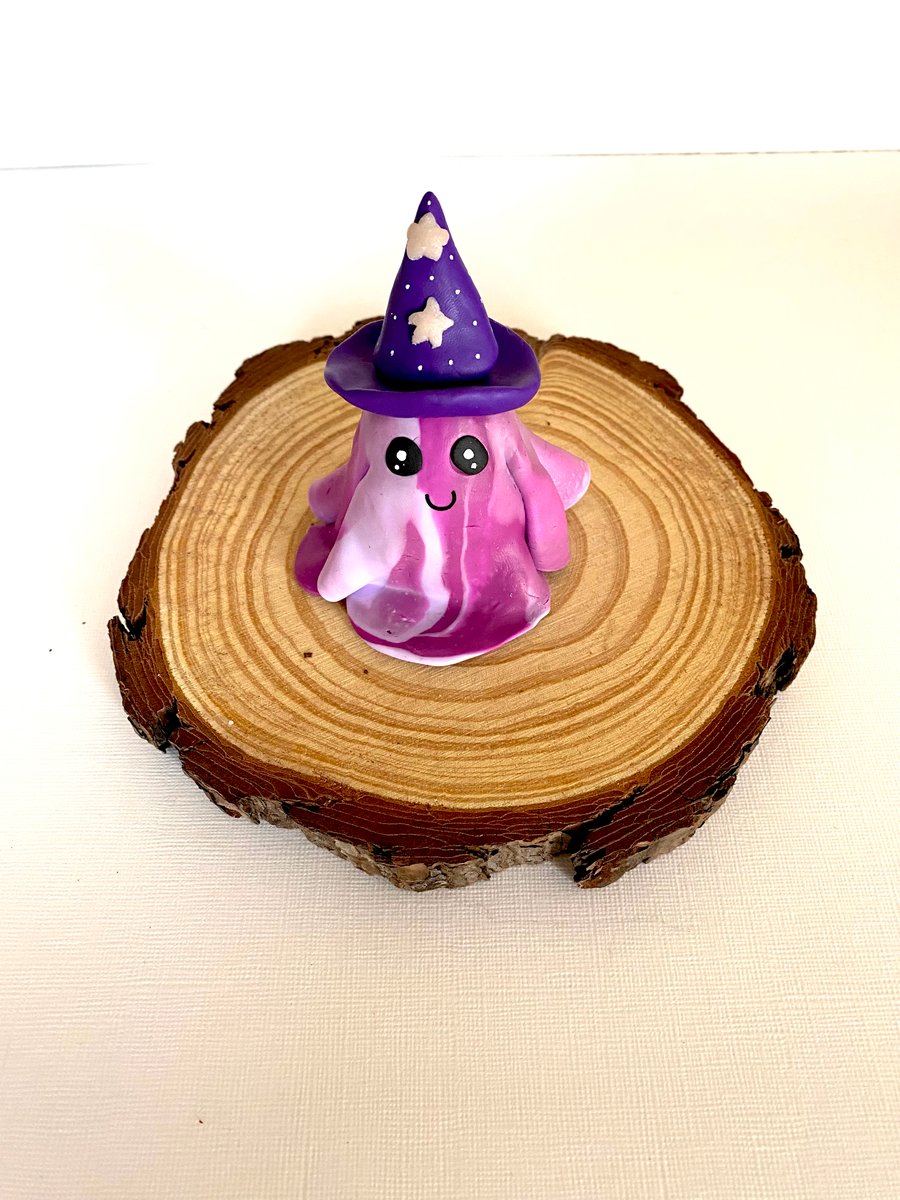 Purple ghost ornament 