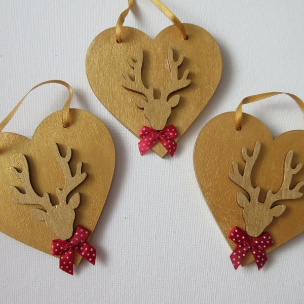 Christmas Hanging Tree Decoration Gold Reindeer Deer Stag on Heart x 3