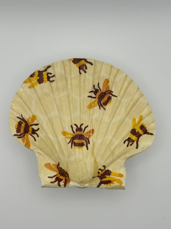 Shell Trinket Dish - Bee