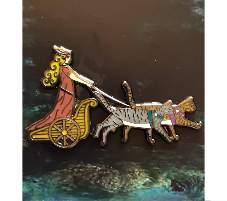 48mm Bygul & Trjegul hard enamel pin