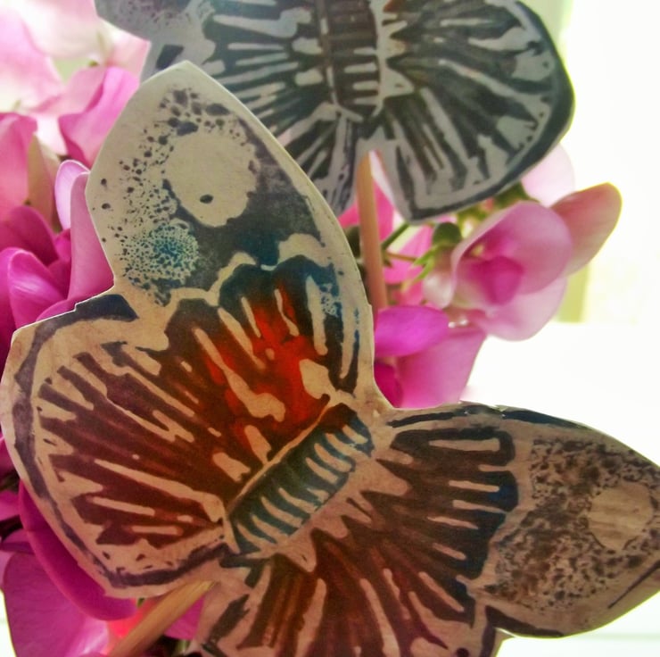 Paper butterfly decorations for flower bouquets... - Folksy