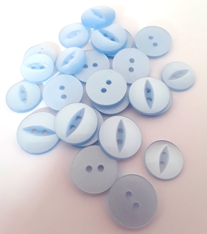 20 baby blue fish eye sewing buttons 
