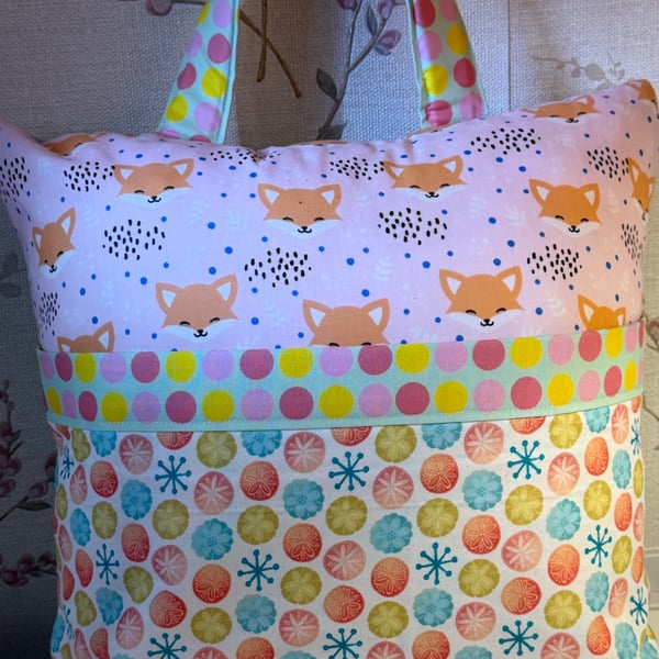 Reading Cushion